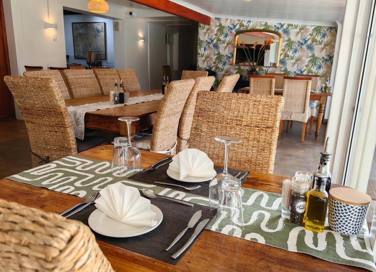 Oyster Bay Lodge Екстер'єр фото