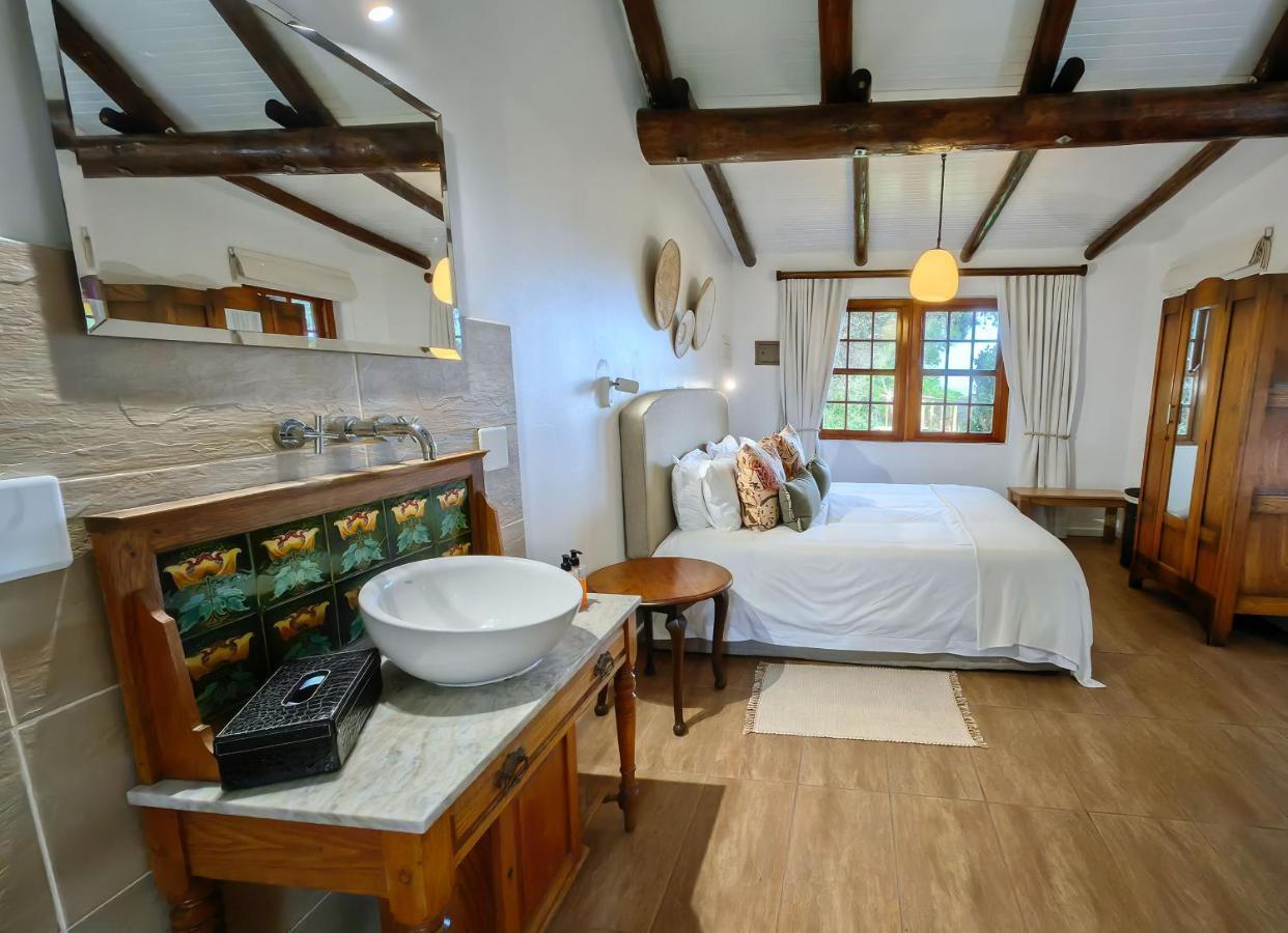 Oyster Bay Lodge Екстер'єр фото