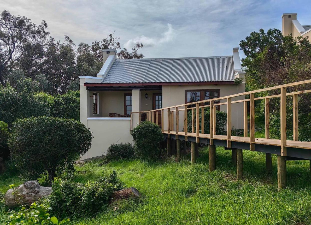 Oyster Bay Lodge Екстер'єр фото